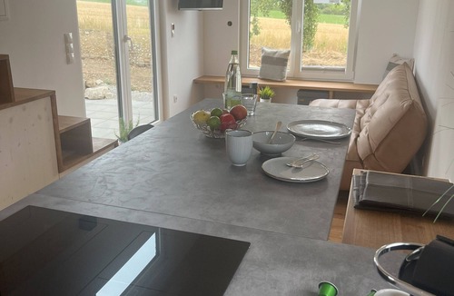 Eggolsheim Apartment | House Högelstein - Tinyhouse Vacation