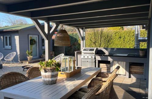 Haddorfer Seen House | House Lexington mit Sauna & Whirlpool am See