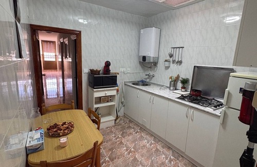 Nava del Rey House | House with patio