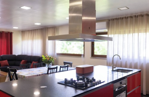 Cova Ski Chalet | House with private pool in Gerês