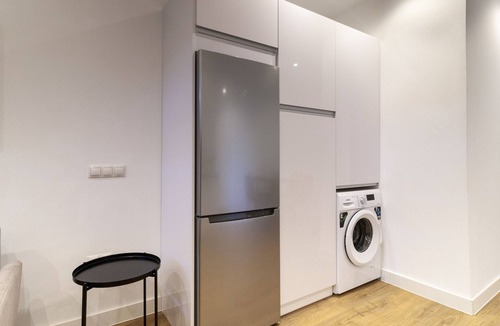 Almenara Apartment | Housing Simancas by Sharing Co