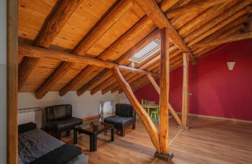 Frumales House | Hoyal de Pinares