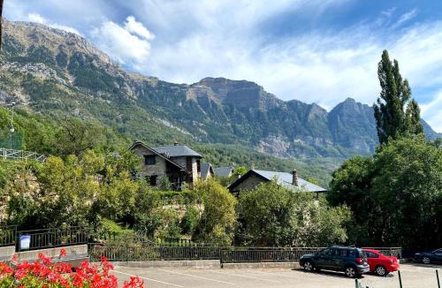 Hoz de Jaca Ski Chalet | Hoz de Jaca, Casa Mas Mañanas.