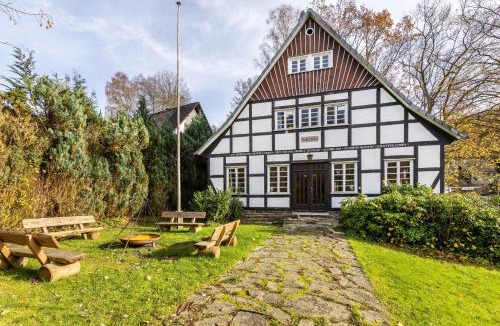 Finnentrop House | Hueseken