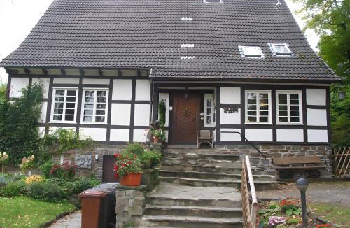 Finnentrop House | Hueseken