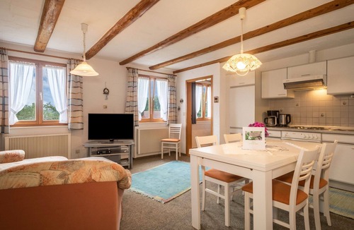Hergensweiler Apartment | Idyllic Apartment at Ferienhof Wetzel with Shared Garden, Terrace, One Pet Allowed