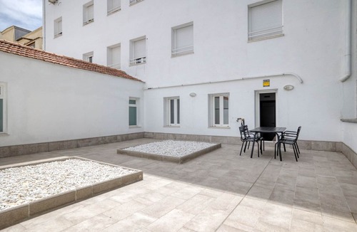 Salamanca Apartment | Immpecable Salamanca 3BR w/terrace, by Blueground