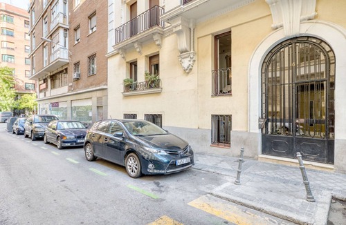 Goya Apartment | Impeccable Salamanca 3BR, in the best of Madrid, by Blueground