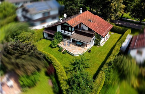 Sonnenbichl House | in Sonnenbichl mit Garten by Interhome