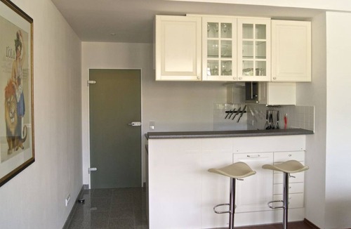 Augustenstraße Apartment | In the center, 2-room-apartment, 75sqm, 20% DISCOUNT from 1 month! W-Lan, TG, partly with AC!