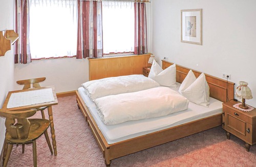 Schnann Apartment | In the cozy Schnann am Arlberg lies this vacation apartment.