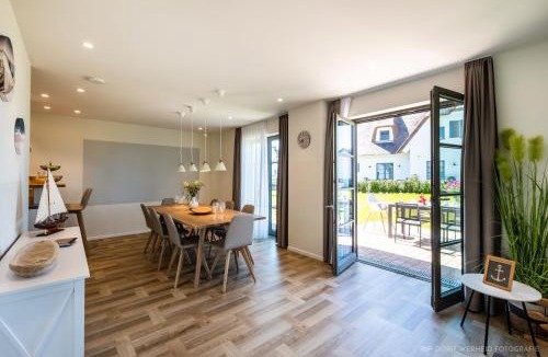 Stolpe b. Anklam House | Inseldomizil Stolpe - Urlaub unter Reet auf Usedom
