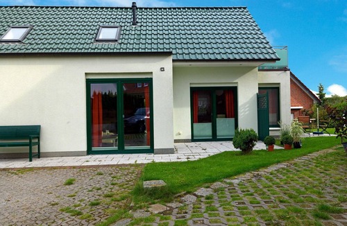 Kaltenhof House | Inselhaus Poel 1 - comfortable holiday in a quiet location in Kaltenhof