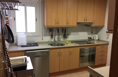Vilanova I la Geltru Apartment | Inviting 2-Bed Apartment in Vilanova i la Geltrú