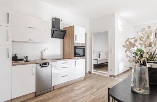 Erlangen Apartment | JAMA - Stilvoll&Modern, Zentral, Uni, Freies Parken, Große Gruppen, WLAN