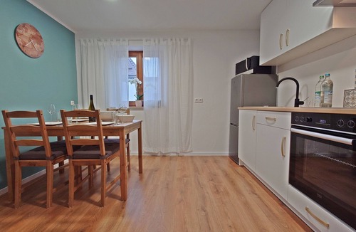 Burghausen Apartment | JIVISTA-Homes, fully equipped apartment on the ground floor, contactless access