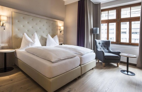 Innsbruck City Centre Apartment | Junior Suite, 3 people - Hotel Sailer