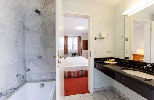 Innsbruck City Centre Apartment | Junior Suite, 3 people - Hotel Sailer