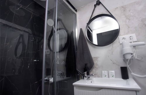 Arganzuela Hostel | JVO HOSTAL SL