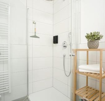 Dinkelsbuehl Apartment | Kaiser Franz für bis zu 6 - Zentral, Arbeitsplatz, Waschmaschine, Disney Plus