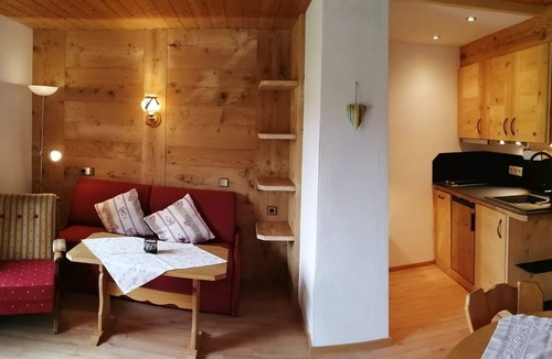 Birnbach Apartment | Kaiserblick two-room apartment 50sqm, shower/WC, extra bedroom, kitchen, balcony