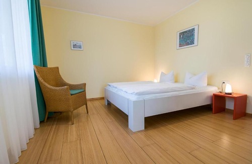 Heringsdorf Apartment | Kaiservillen Heringsdorf - Ferienwohnung mit 1 Schlafzimmer und Balkon D133