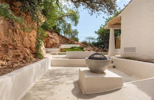 Alora Apartment | Kaolin Rocabella Apartment with Private Sandy Pool