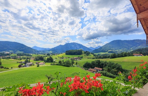 Ruhpolding Apartment | Kienberg 50 sqm, balcony or terrace, kitchen, 1 bedroom, 1 bed-sitting room, WLAN