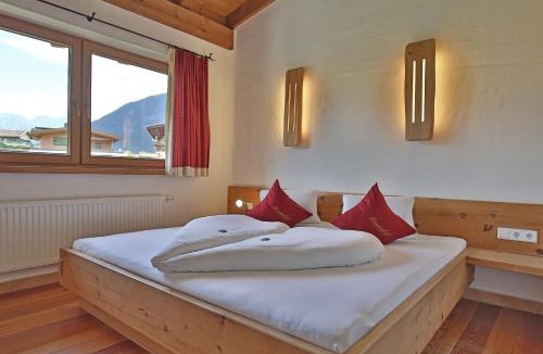 Arzl im Piztal House | Kinderbauernhof Leneler