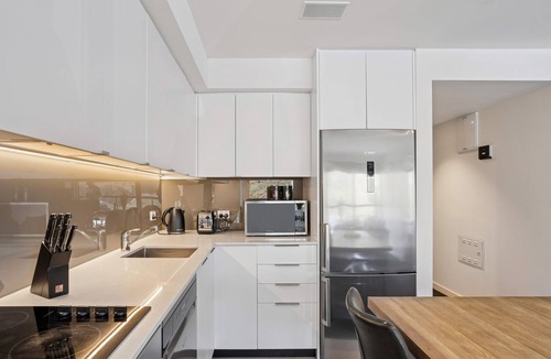 Arthur's Point Apartment | Kiwi Studio Apartment minutes from Coronet Peak