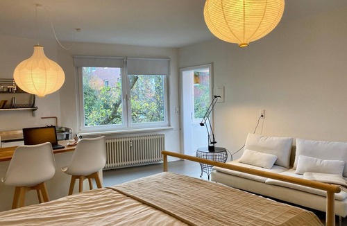 Bahnhofsviertel House | Kläve12 Guesthouse