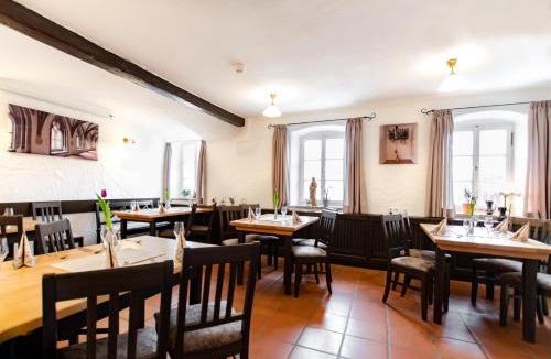 Heidenheim Hotel | Klostergasthof Heidenheim - Hotel Garni