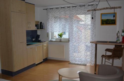 Estenfeld Apartment | Komfort-Apartment Mit Terrasse