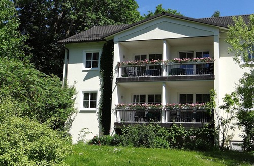 Bad Steben Apartment | Komfortable Ferienwohnung (63qm) - behindertengeeignet, kostenloses WLAN