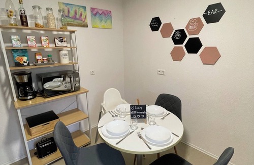Neu-Ulm Apartment | Komfortable Ferienwohnung für Familien und Reisegruppen Stadtmitte Neu-ulm