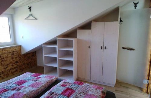 Sonthofen Apartment | Komplette Dachwohnung mit Balkon und Bergblick