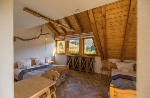 Furtwangen Hotel | Kräuter Chalet