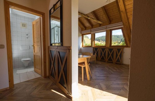 Furtwangen Hotel | Kräuter Chalet