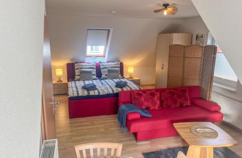Kroeslin Apartment | Kröslin Apartments