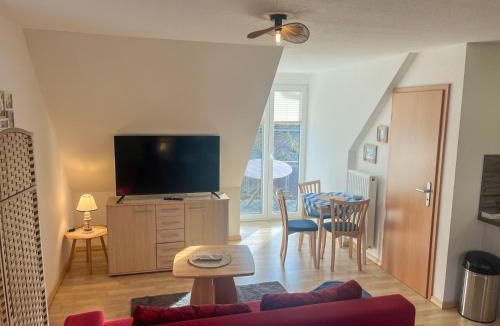 Kroeslin Apartment | Kröslin Apartments