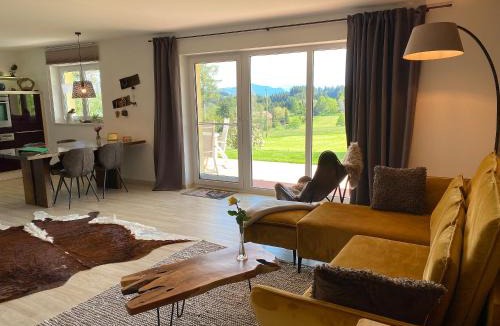 Buchenberg Apartment | Kuh Heimat - Bergblick - Terrasse