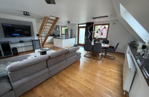 Frondenberg/Ruhr Apartment | Kuschelige Auszeit - Kamin, Schaumbad und Wohnküche
