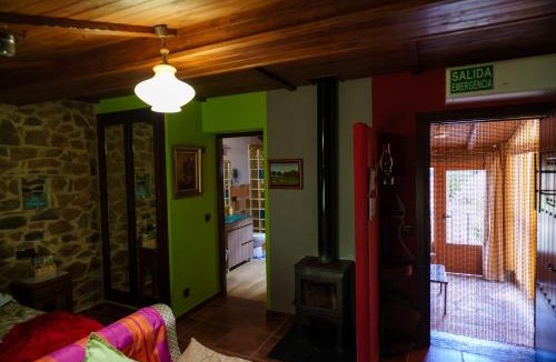 La Acena de la Borrega Hotel | La Cabaña Romantica de Llano