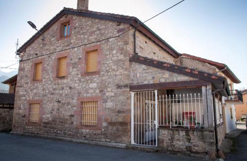 Molledo House | La Casa de Santa Olalla