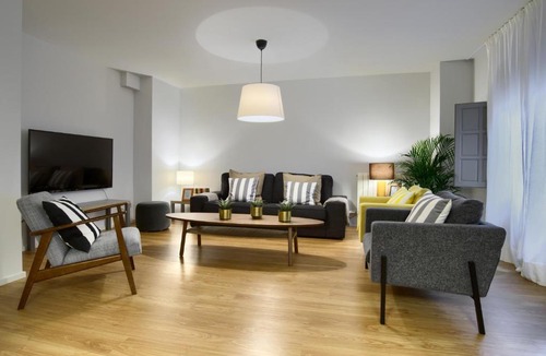 Tudela Apartment | La Casa Gris II