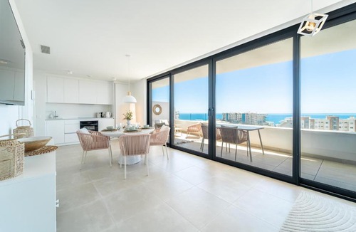 Fuengirola Apartment | La Casa Solana - Sea Views and Pool, Higueron West, Fuengirola