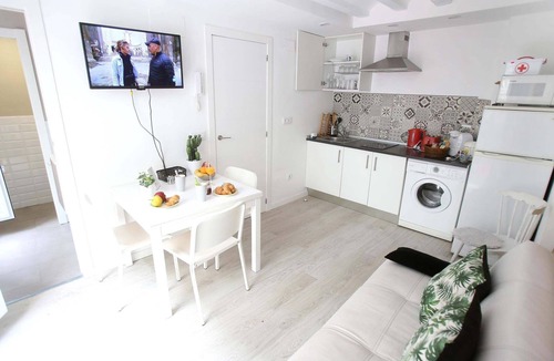 Logrono Historic Centre House | La Casita del Laurel by El Rincon
