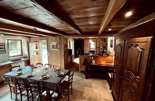 Servoz Ski Chalet | La ferme de la Tour - Vallée de Chamonix