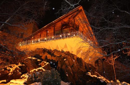 Benasque House | La Llardana