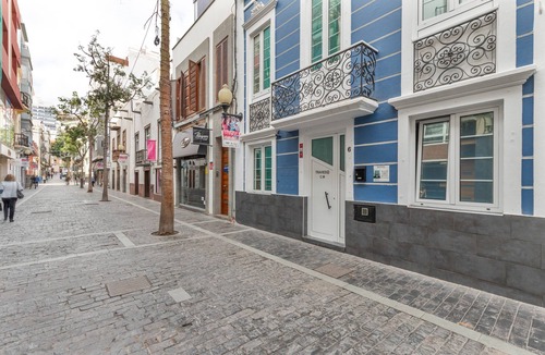 Vegueta Apartment | 'La Palma' with Balcony and Wi-Fi
